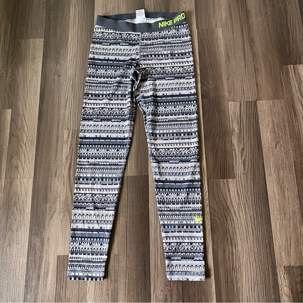 Nike pro dri-fit girl leggings size L